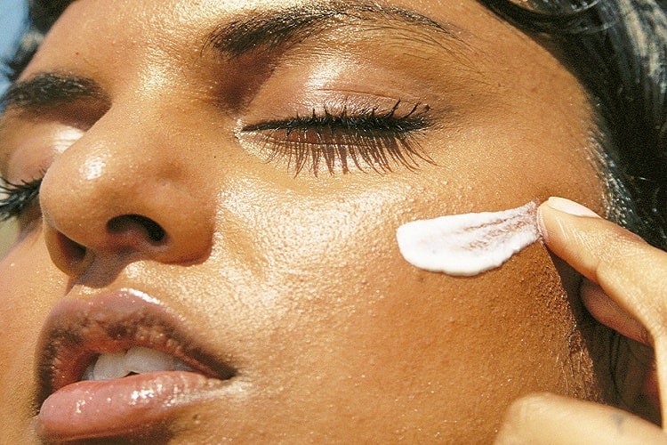 ضرورت استفاده از ضد آفتاب برای پوست های چرب